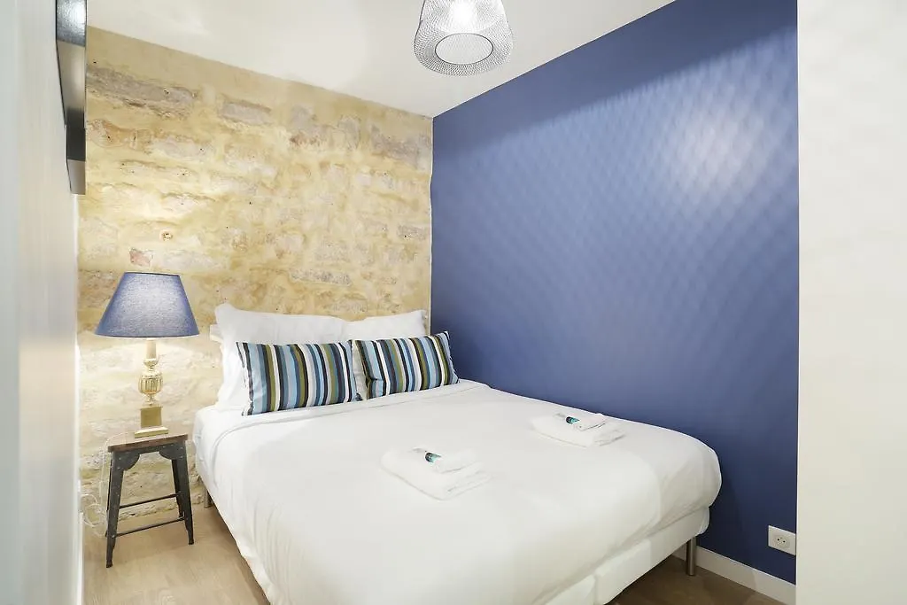 Rent A - Chenier B Apartment